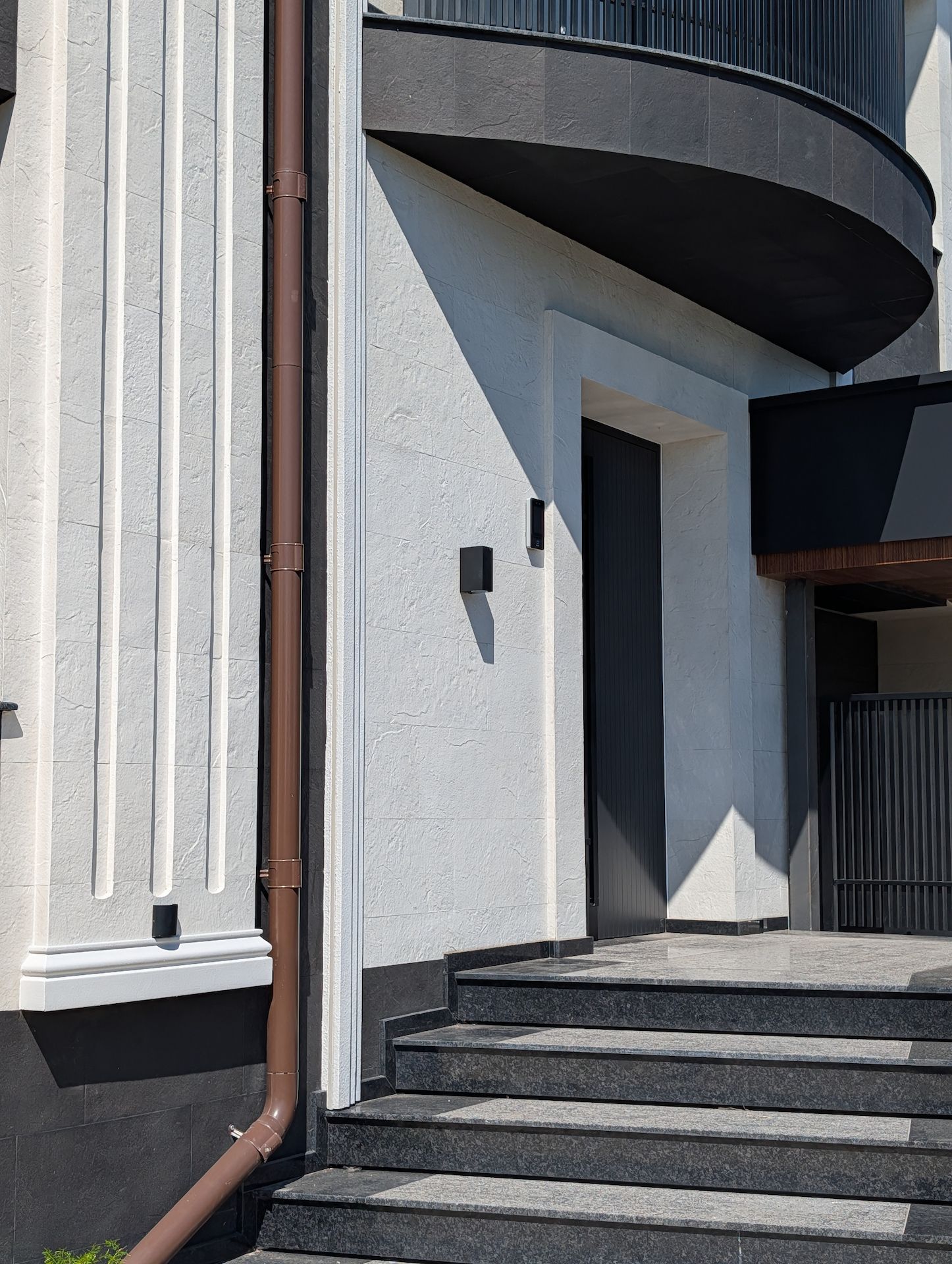 Slate Beige flexible cladding — facade detail — 57
