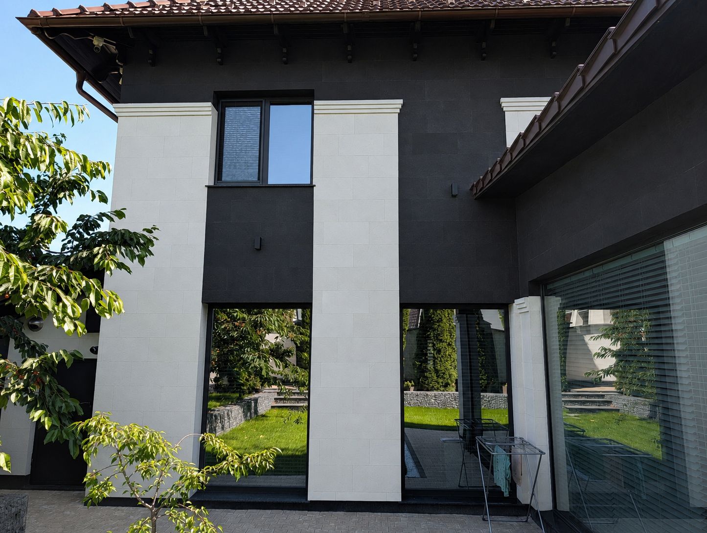 Slate Beige flexible cladding — facade detail — 58