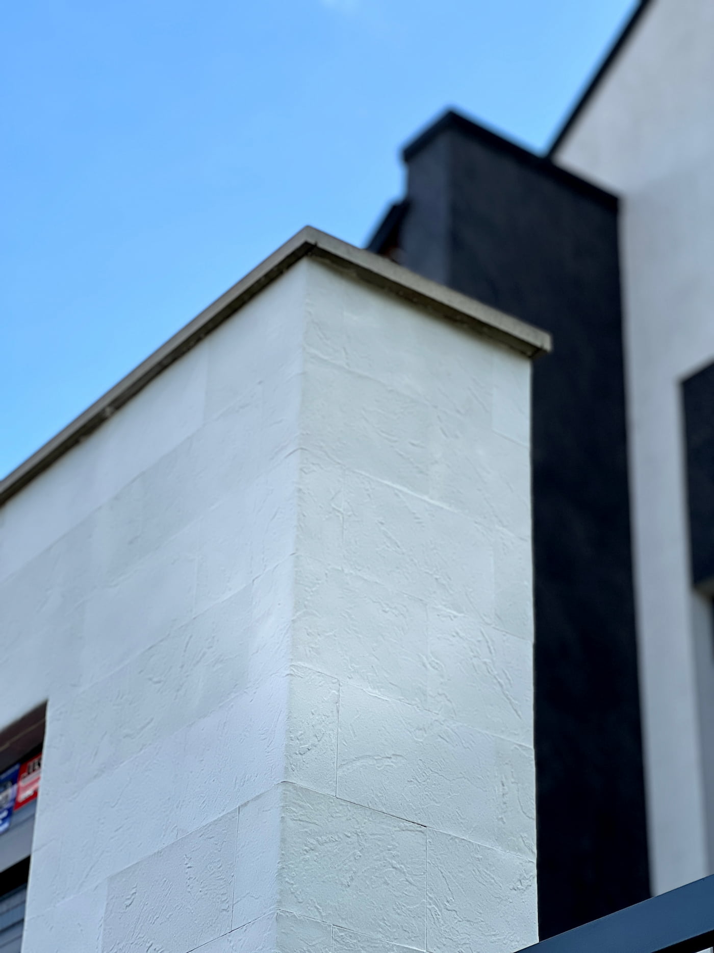 Flexible stone tiles – private house at Telecentru — 8